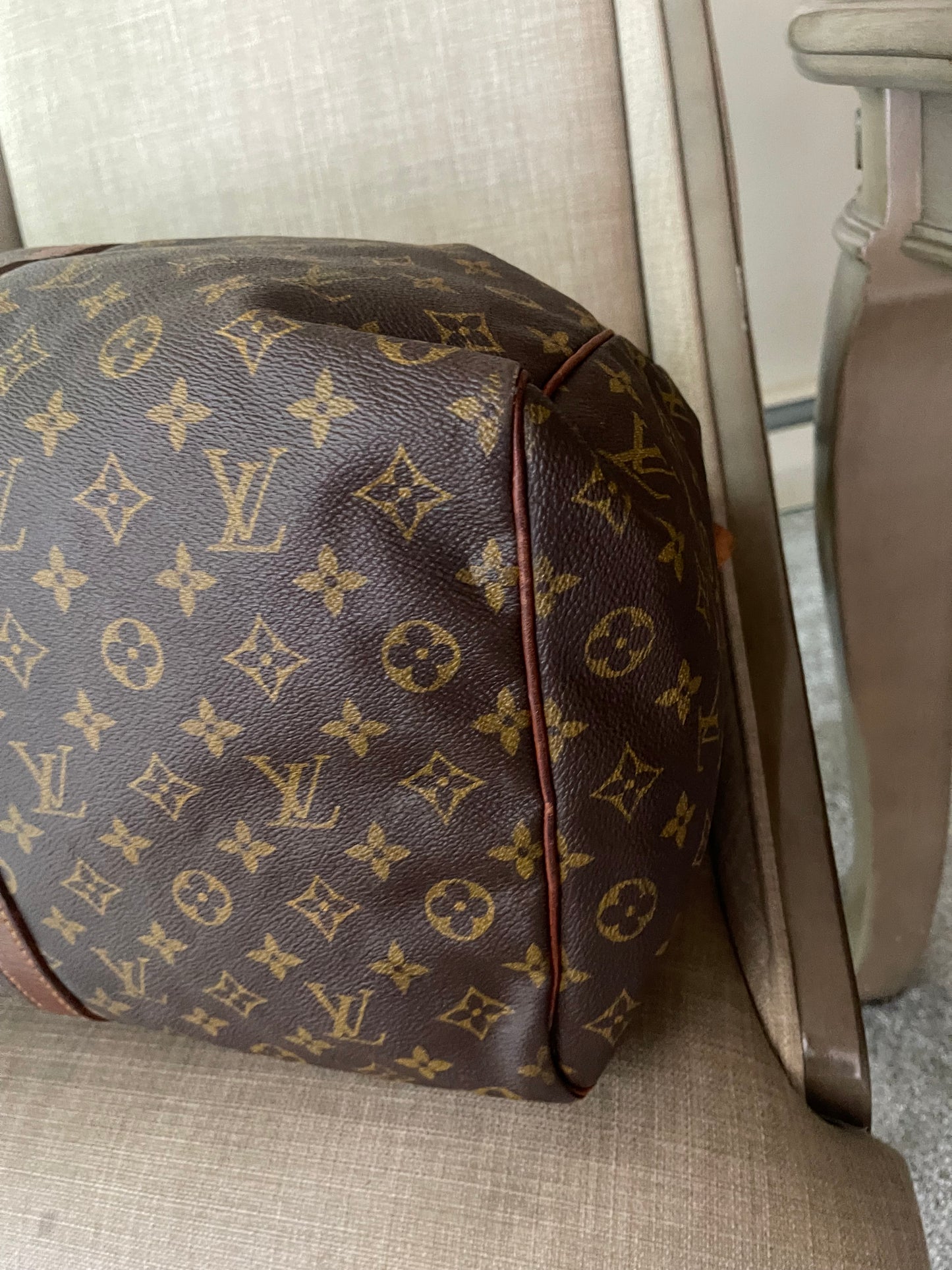 Authentic vintage Louis Vuitton luggage bag keepall 45