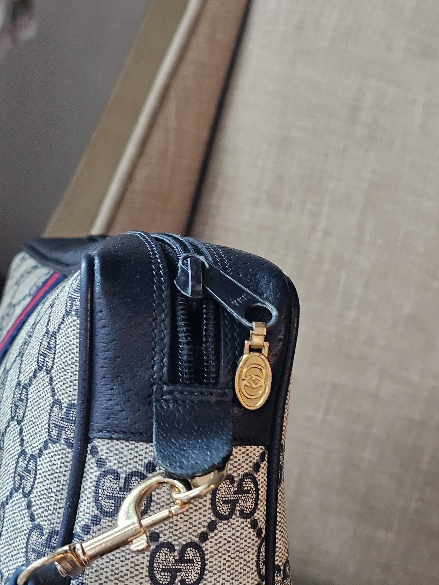 Authentic Gucci vintage web sherry line crossbody bag