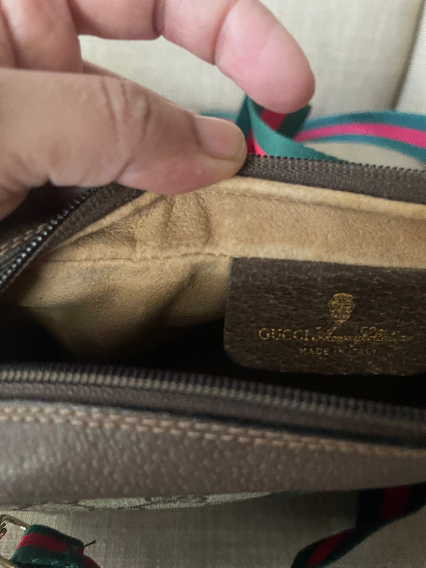 Authentic Gucci vintage web sherry line crossbody bag