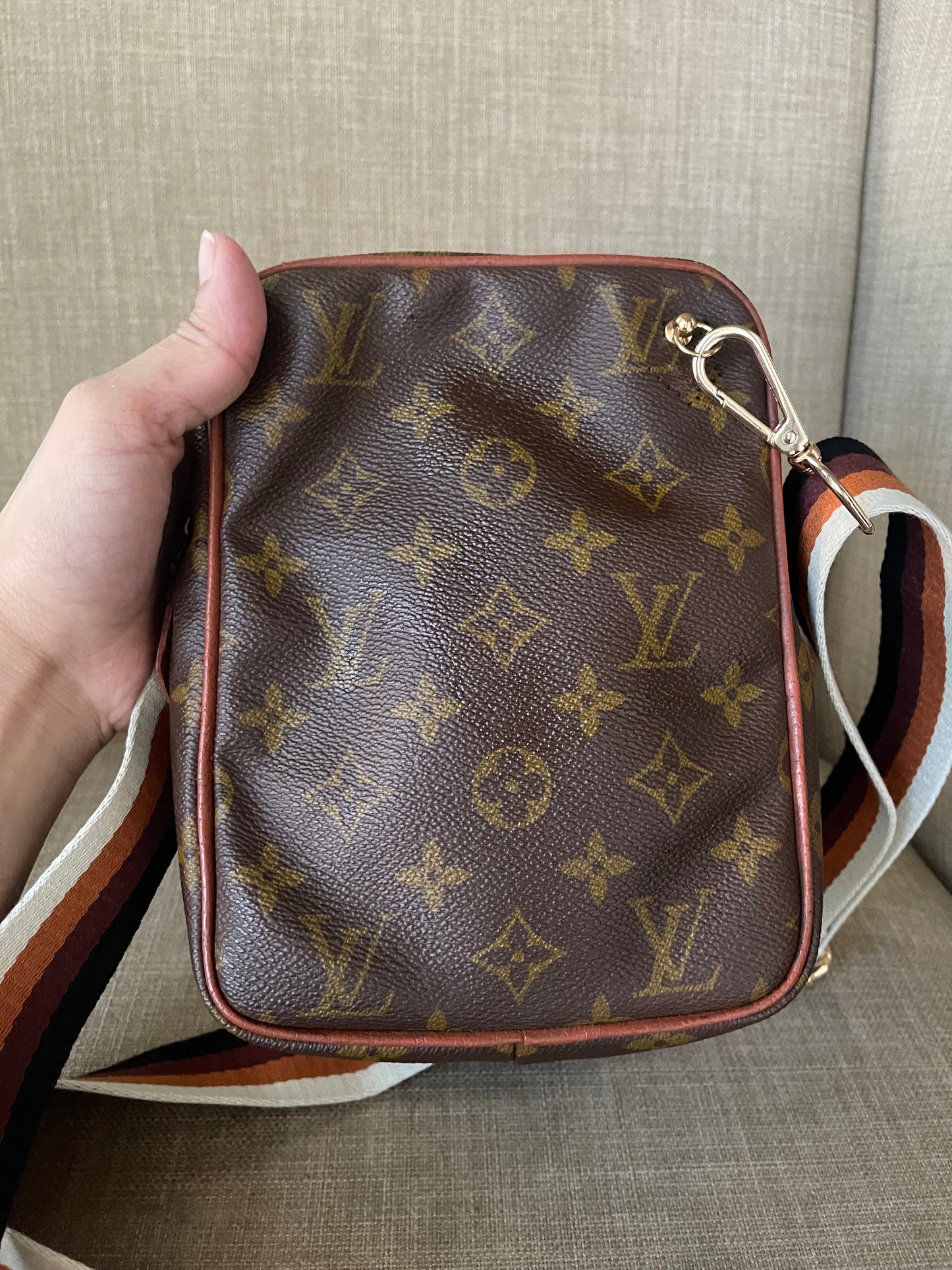 Authentic Louis Vuitton monogram crossbody bag