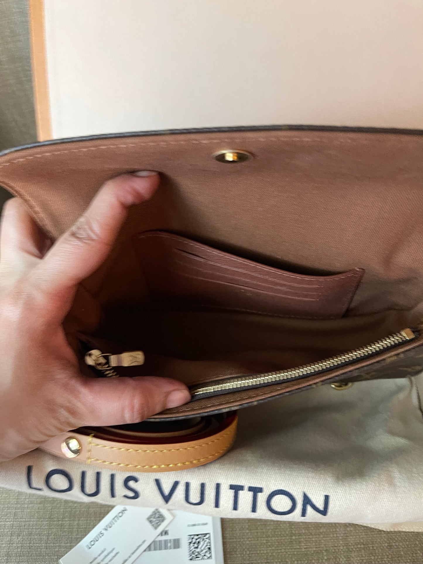 Authentic Louis Vuitton monogram wallet on chain ivy