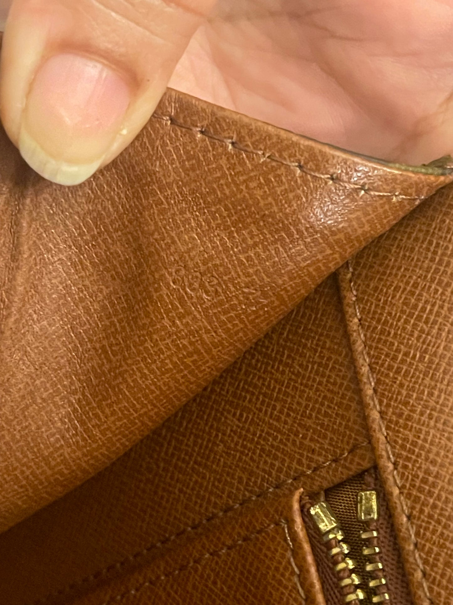 Authentic Louis Vuitton vintage dame clutch bag