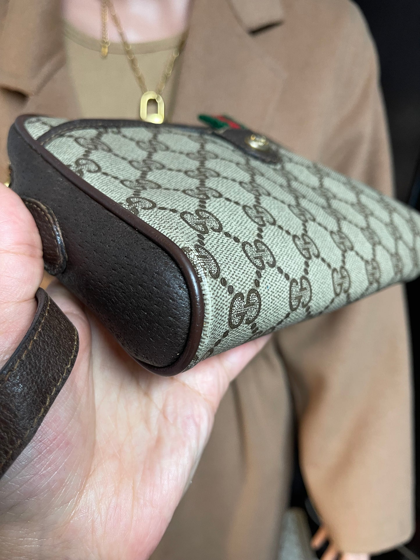 Authentic Gucci vintage crossbody bag