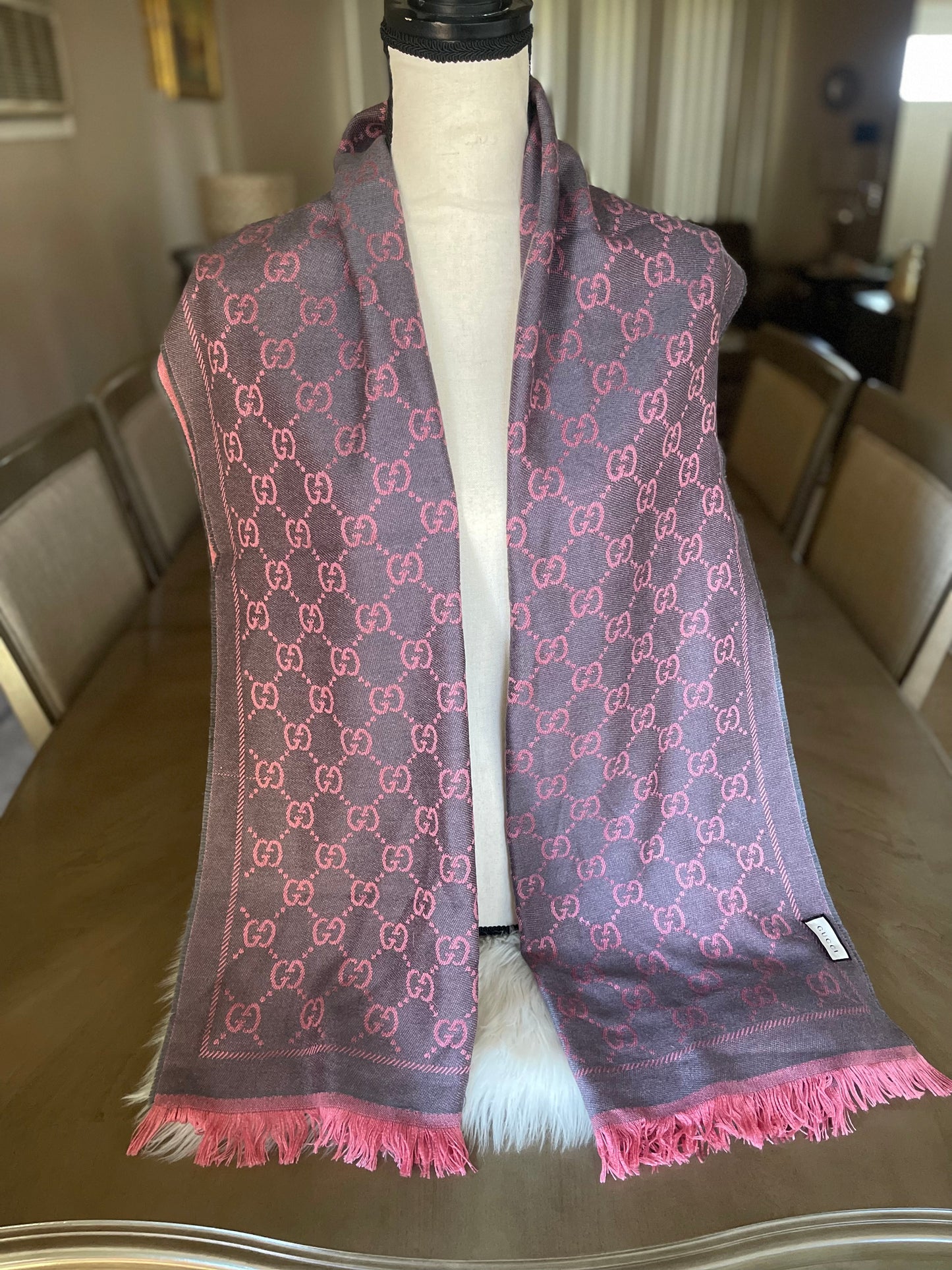 Authentic Gucci vintage scarve