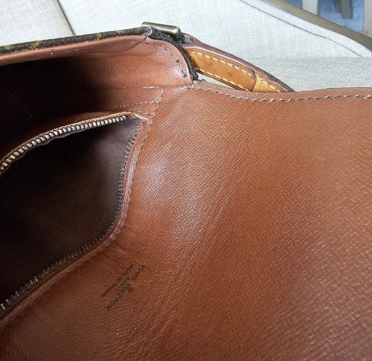 Authentic Louis Vuitton vintage crossbody bag