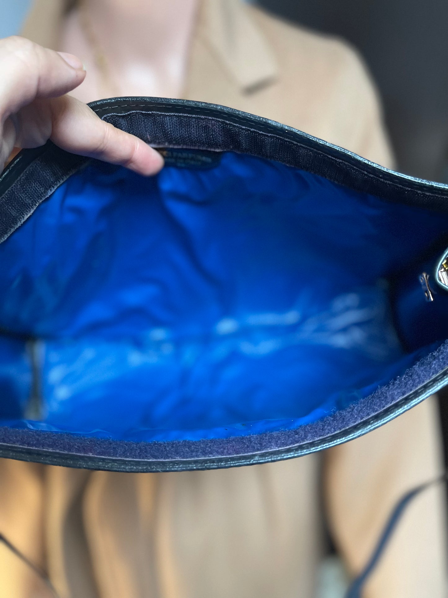 Authentic Gucci vintage web sherry line crossbody