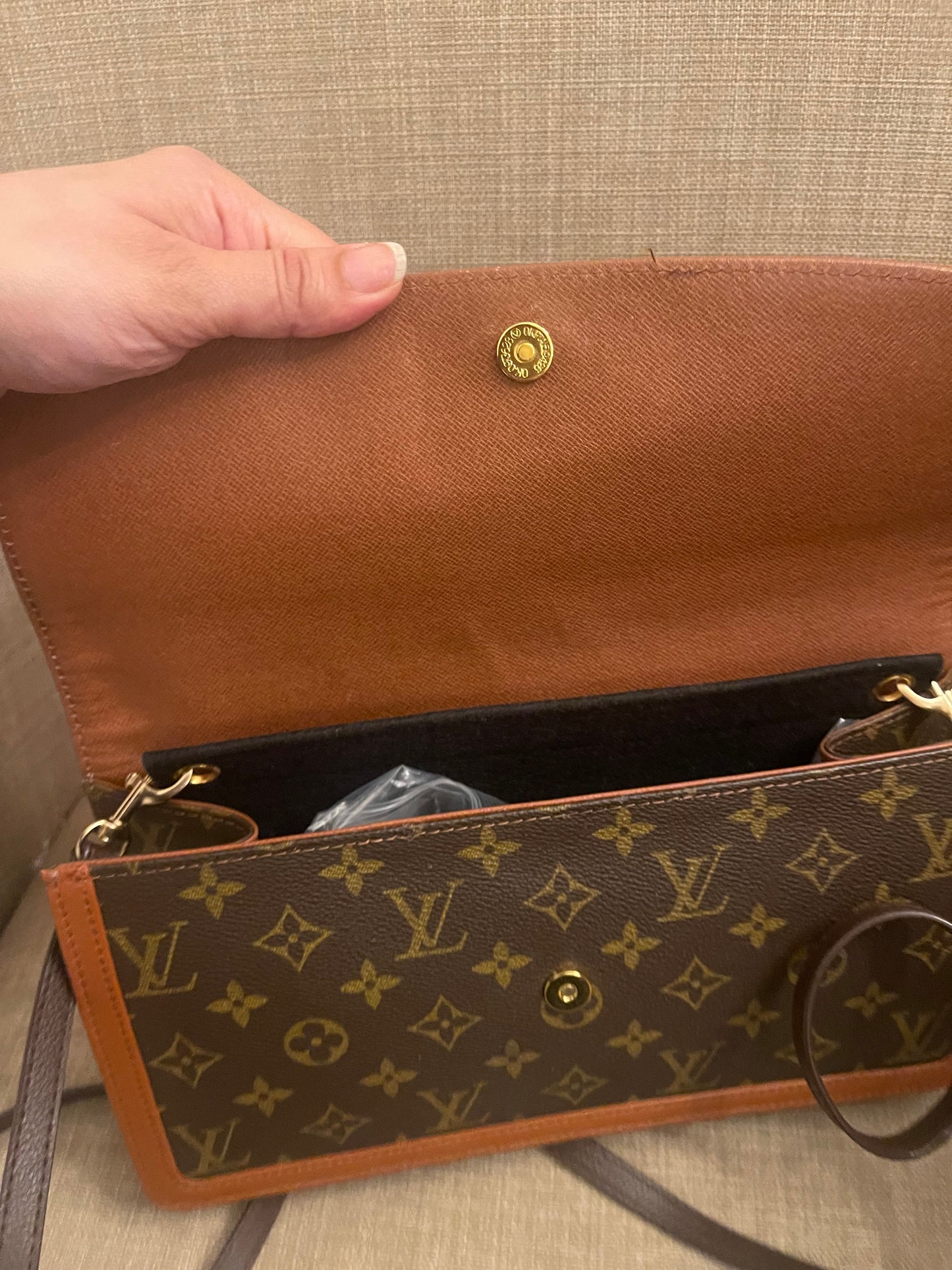 Authentic Louis Vuitton vintage dame clutch bag