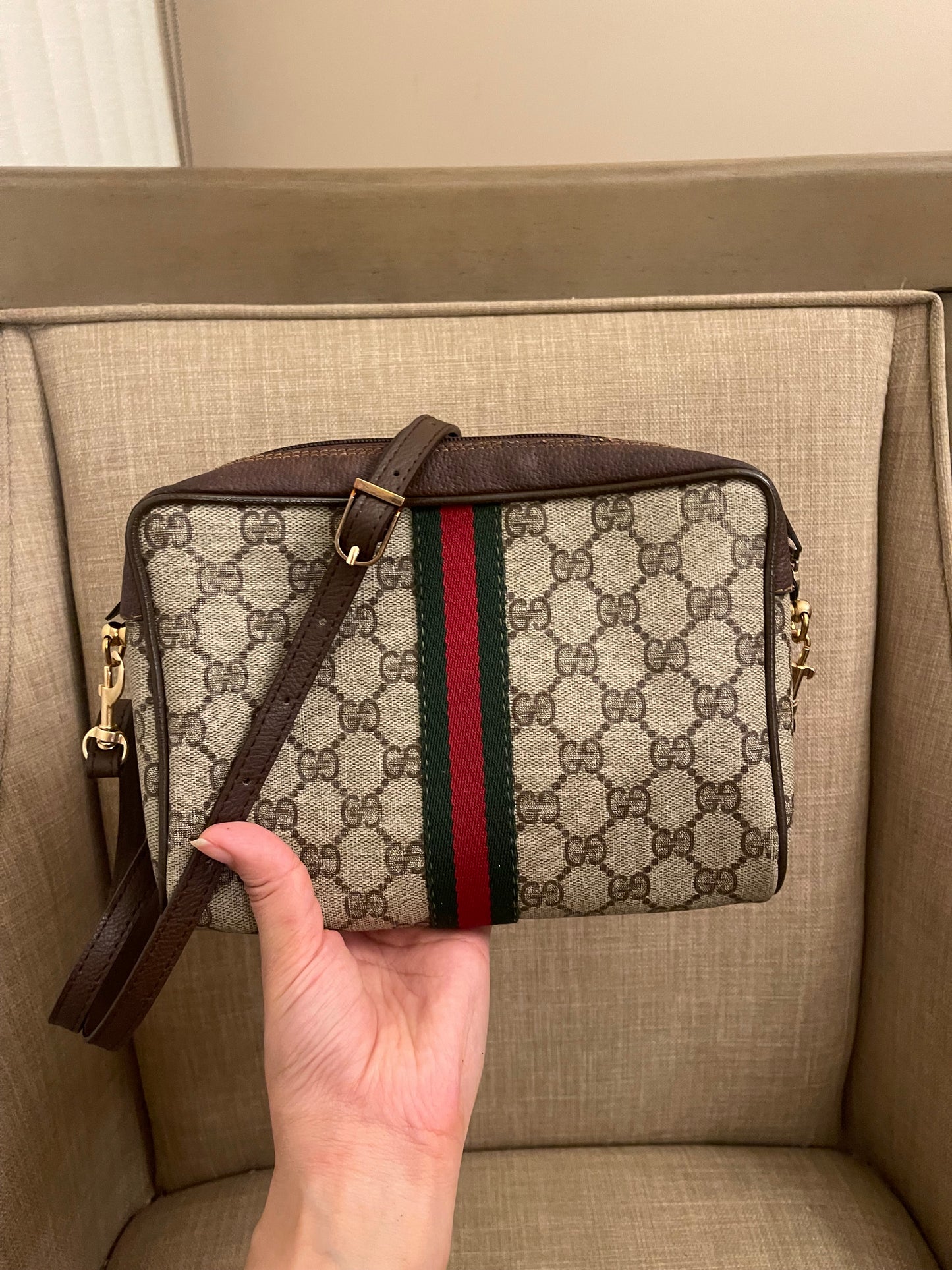 Authentic vintage Gucci crossbody bad
