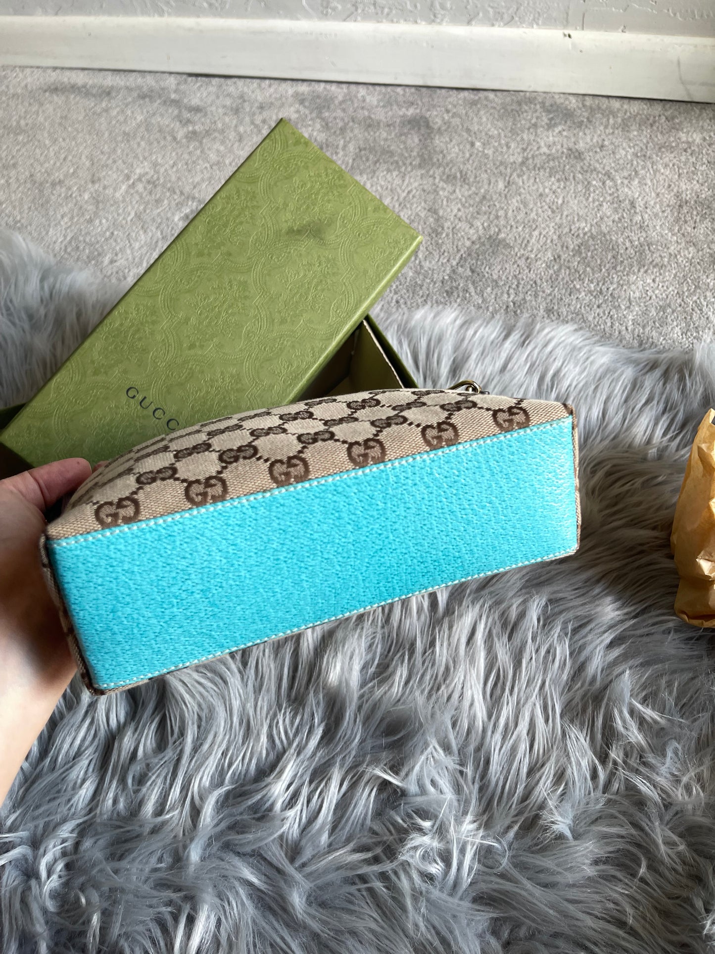 Authentic vintage Gucci shoulder bag