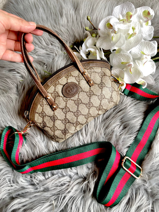 Authentic Gucci vintage GG canvas crossbody bag