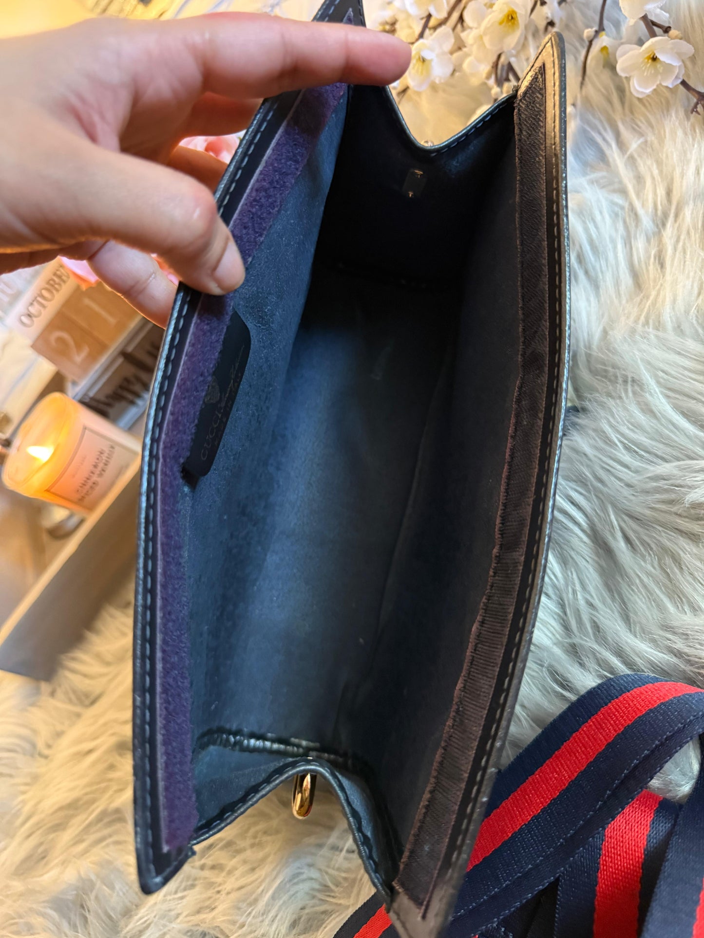 Authentic vintage Gucci GG canvas crossbody bag