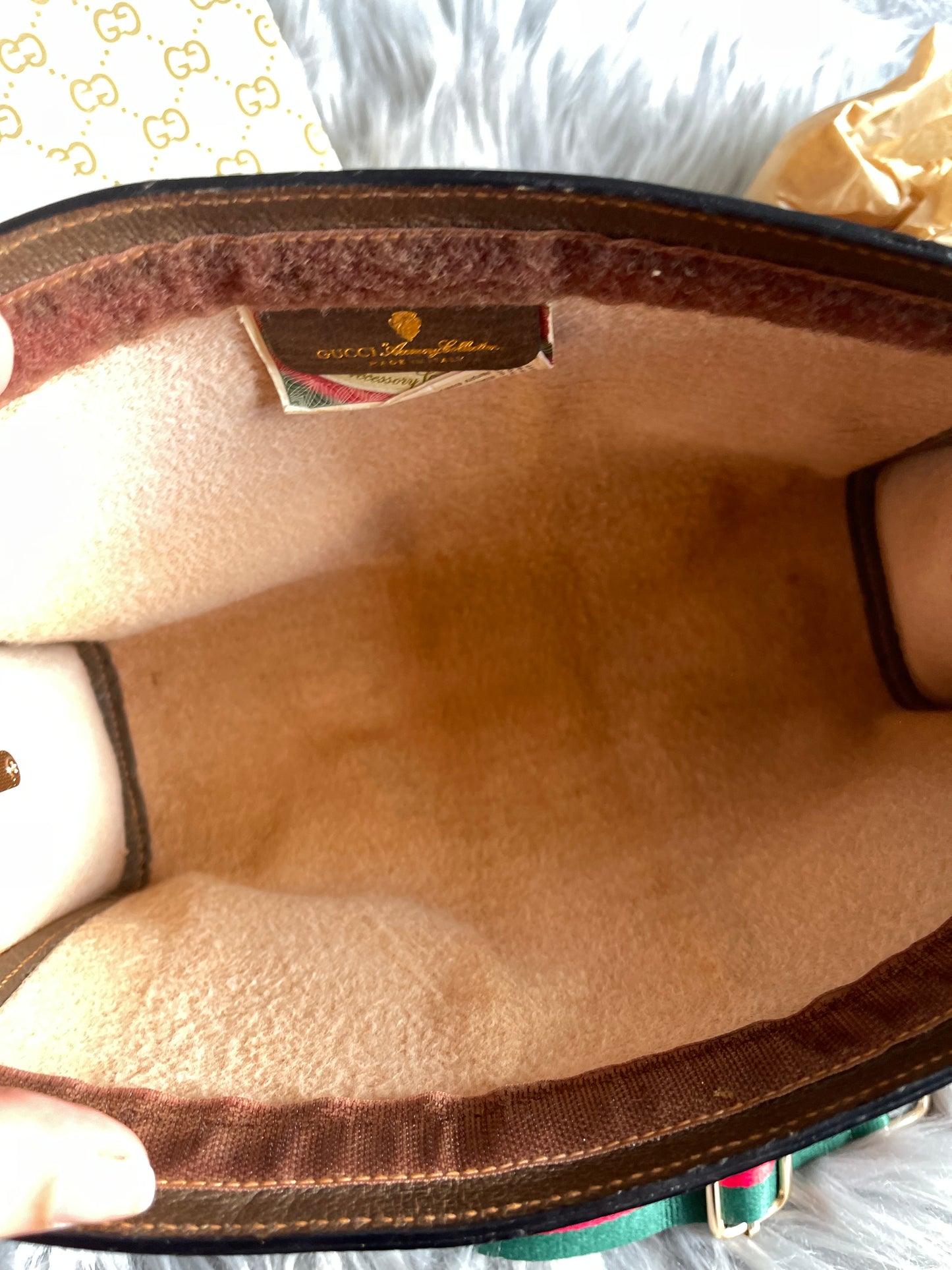 Authentic vintage Gucci web sherry line clutch crossbody bag