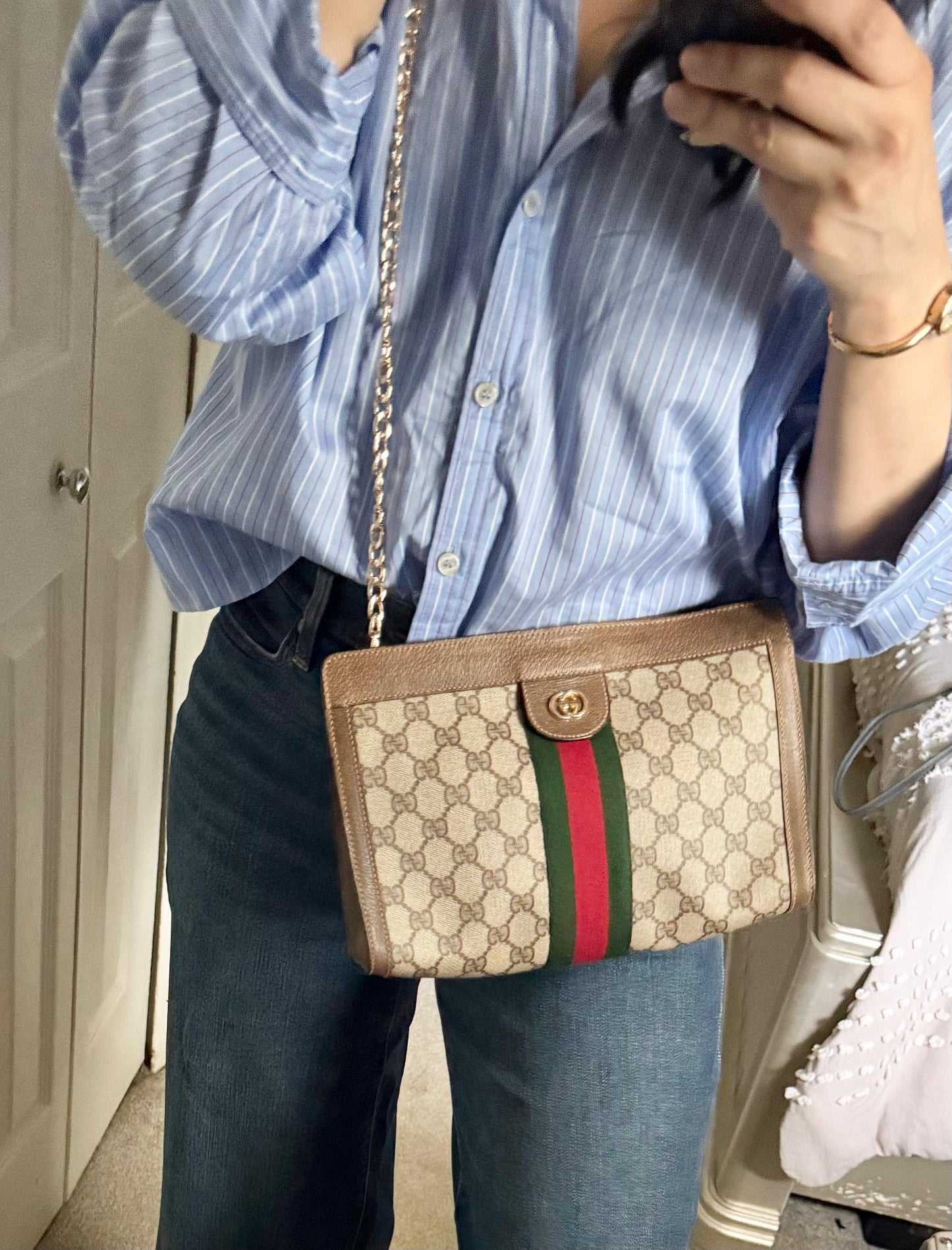 Authentic vintage Gucci web sherry line clutch crossbody bag