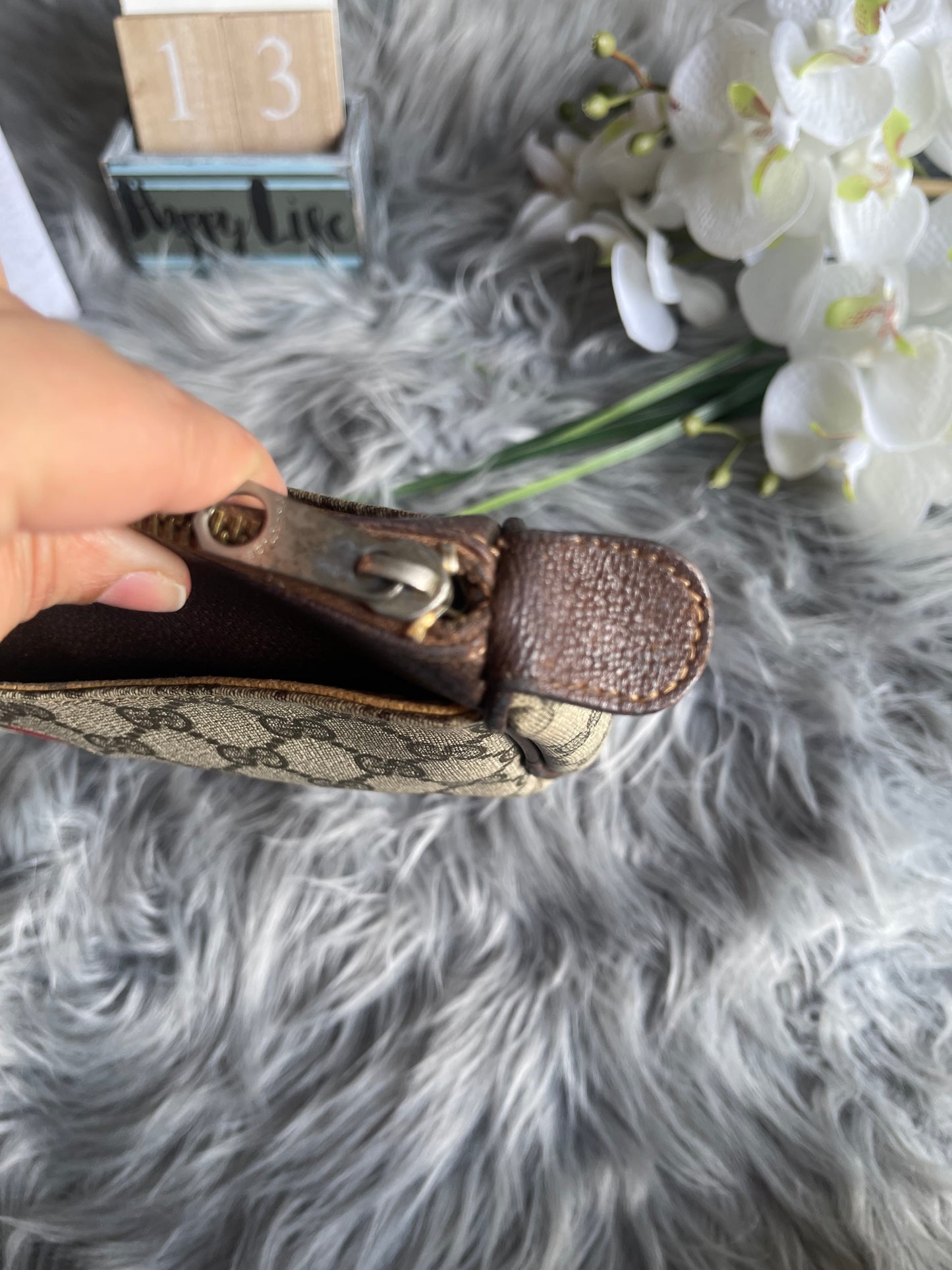 Authentic Gucci vintage web sherry line crossbody