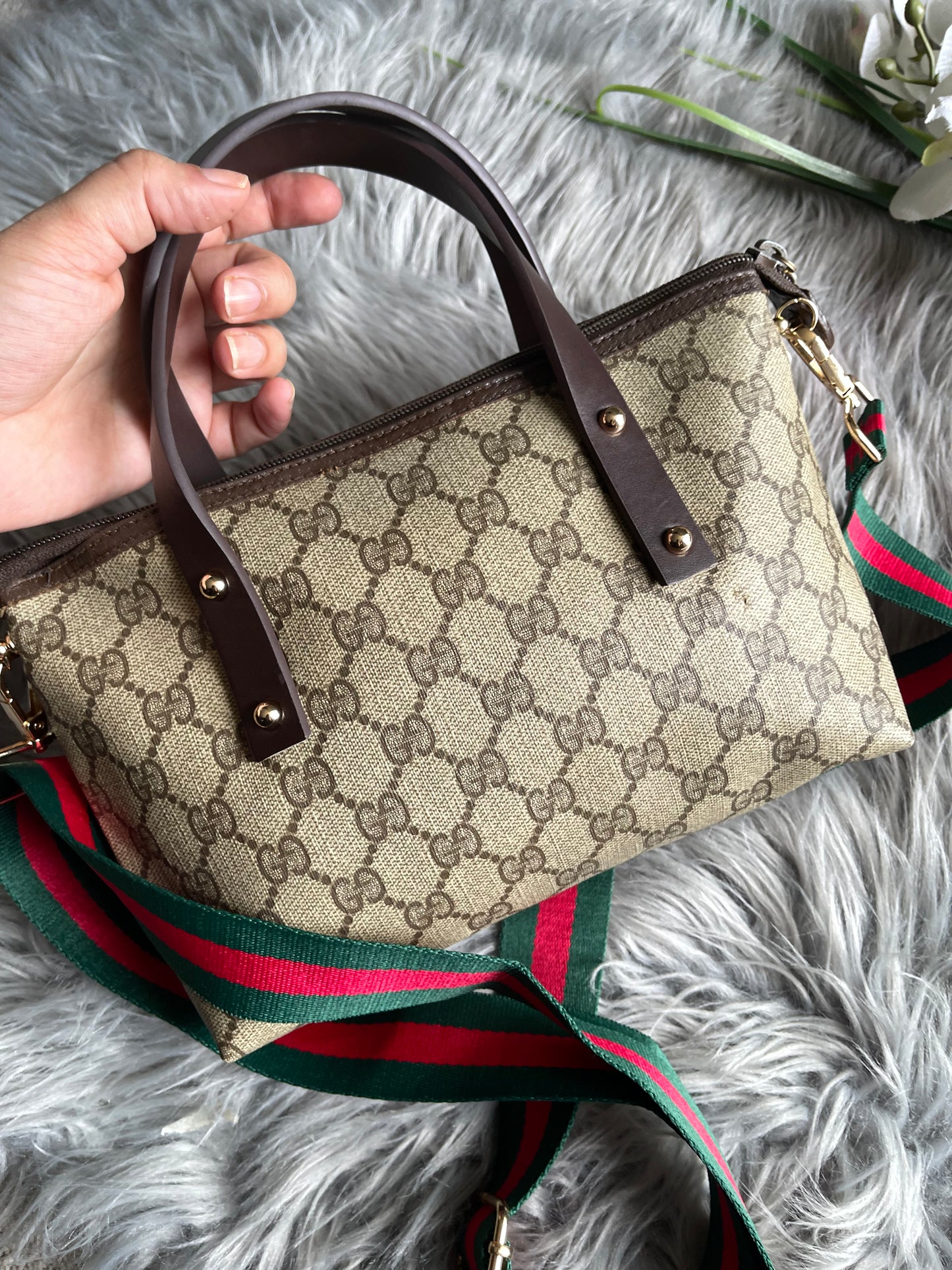 Authentic Gucci vintage GG canvas crossbody bag