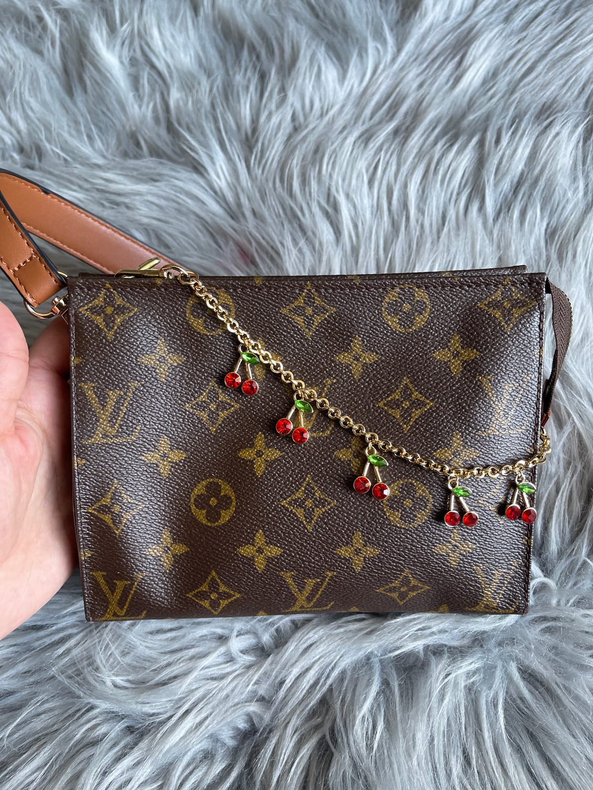 Authentic Louis Vuitton monogram pouch