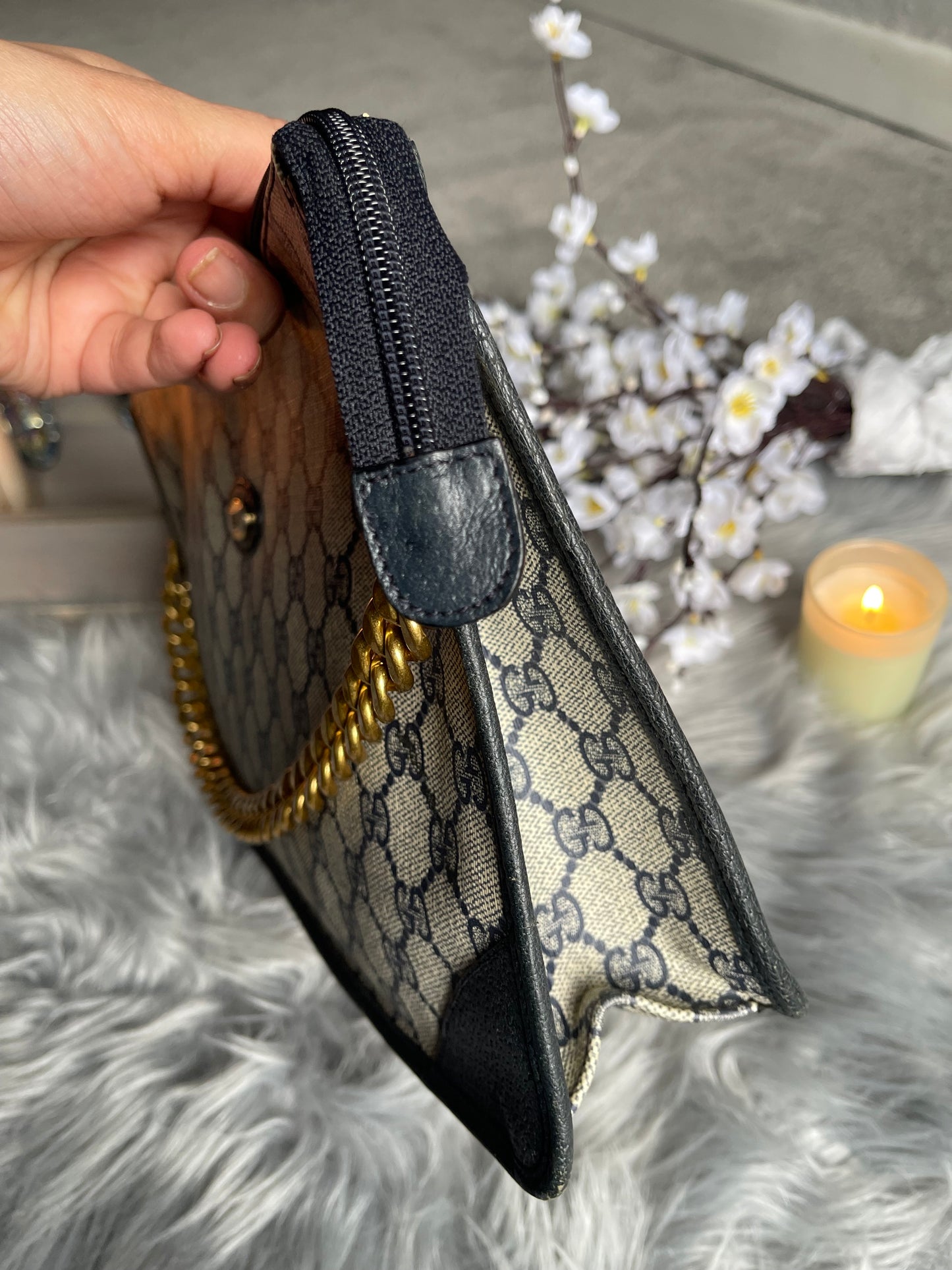 Authentic Gucci vintage GG canvas crossbody