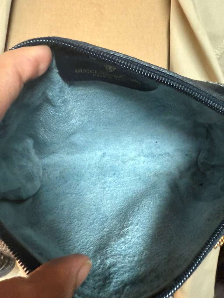 Authentic Gucci vintage web sherry line crossbody bag