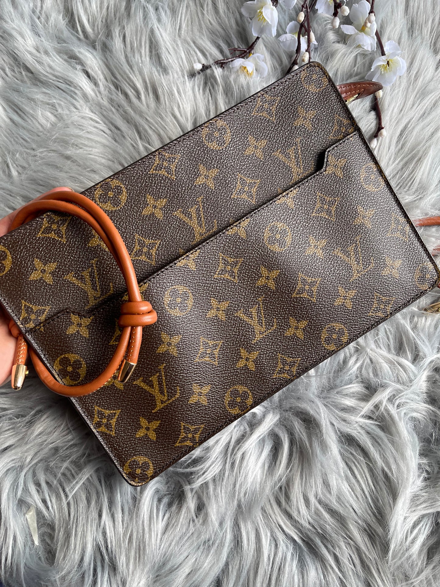 Authentic Louis Vuitton monogram clutch bag