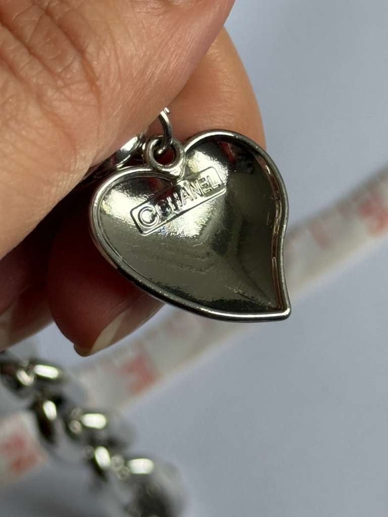 Upcycled bracelet using a vintage charm