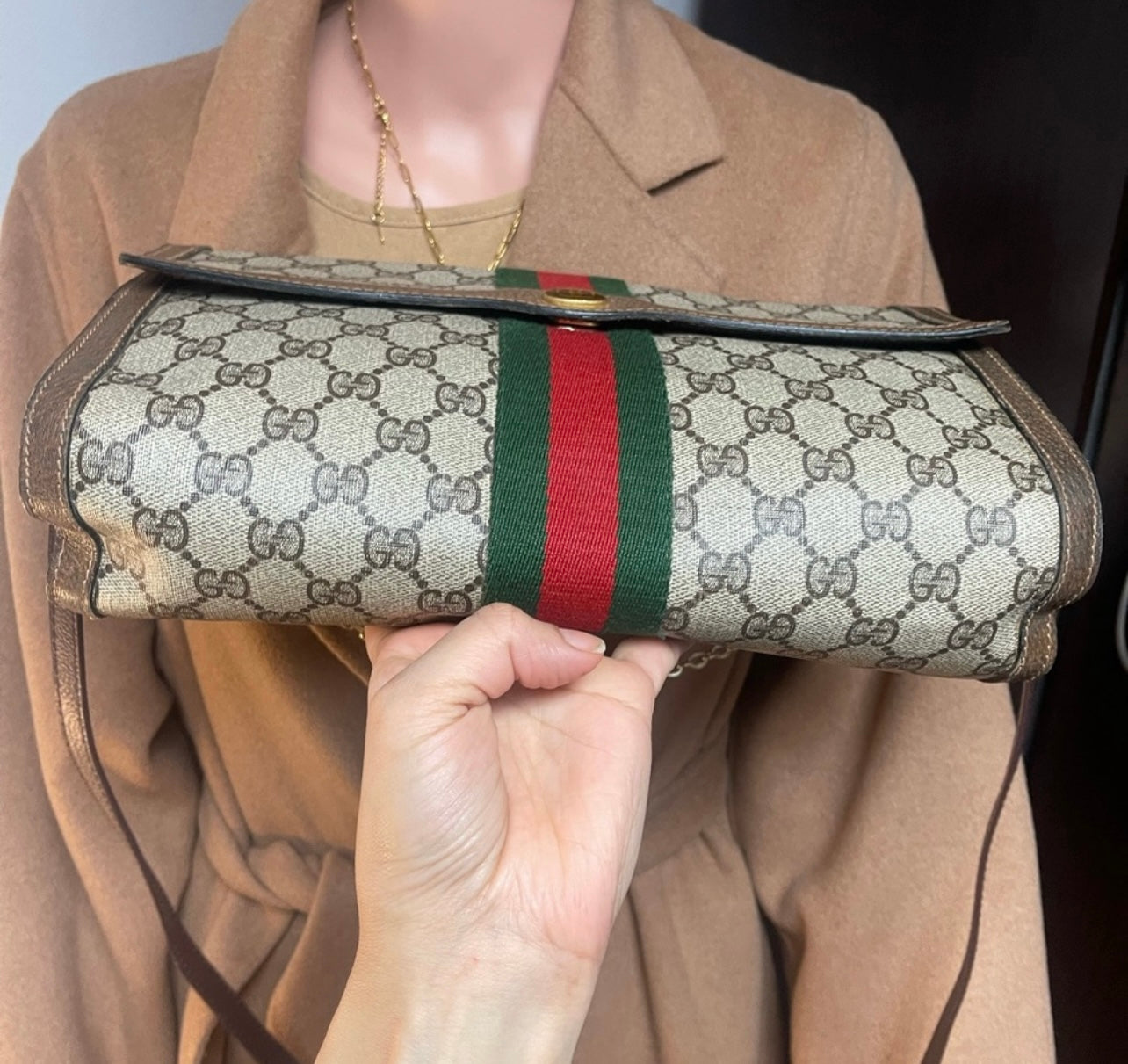Authentic Gucci vintage crossbody bag