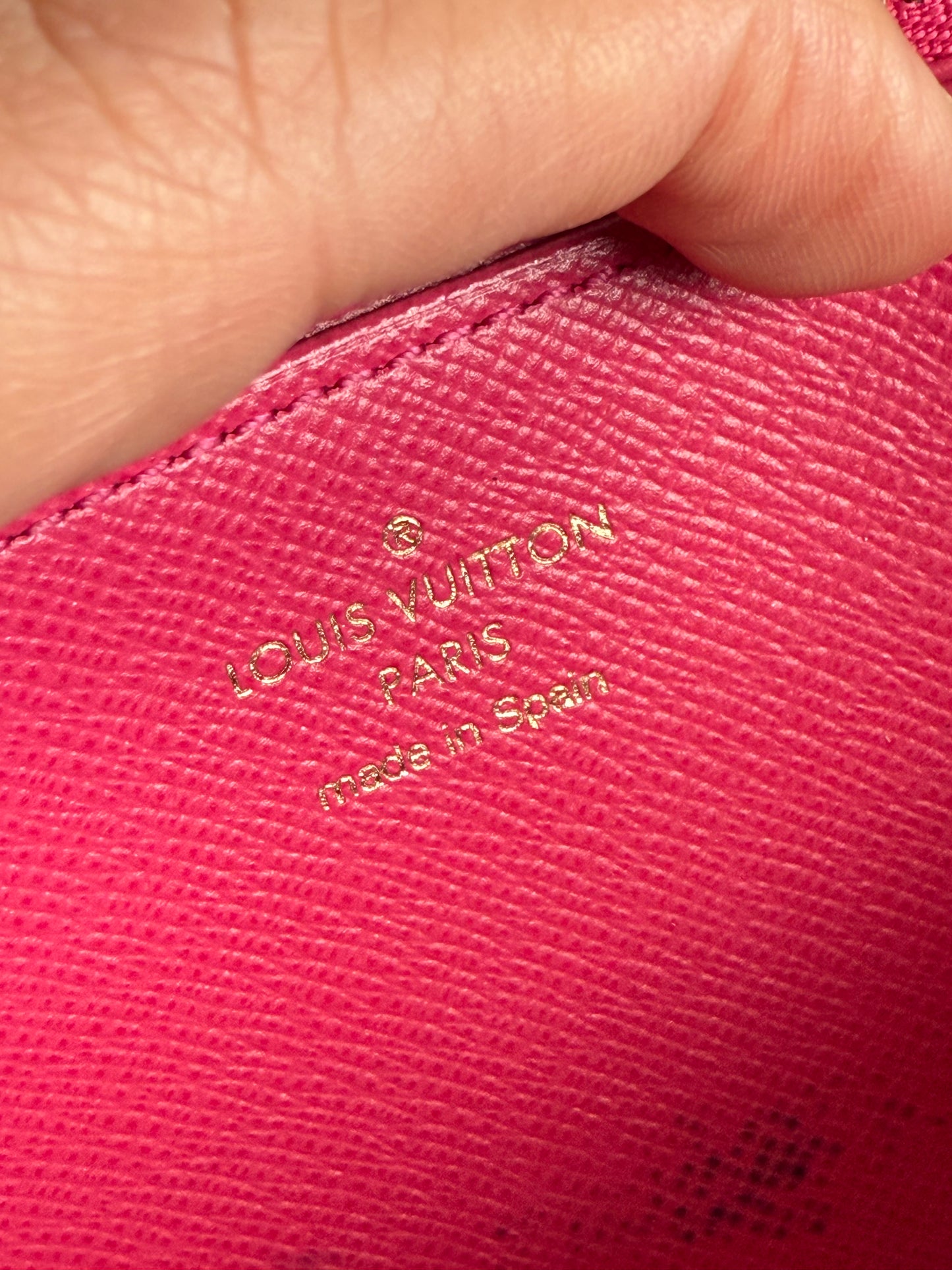 Authentic Louis Vuitton zip all around wallet