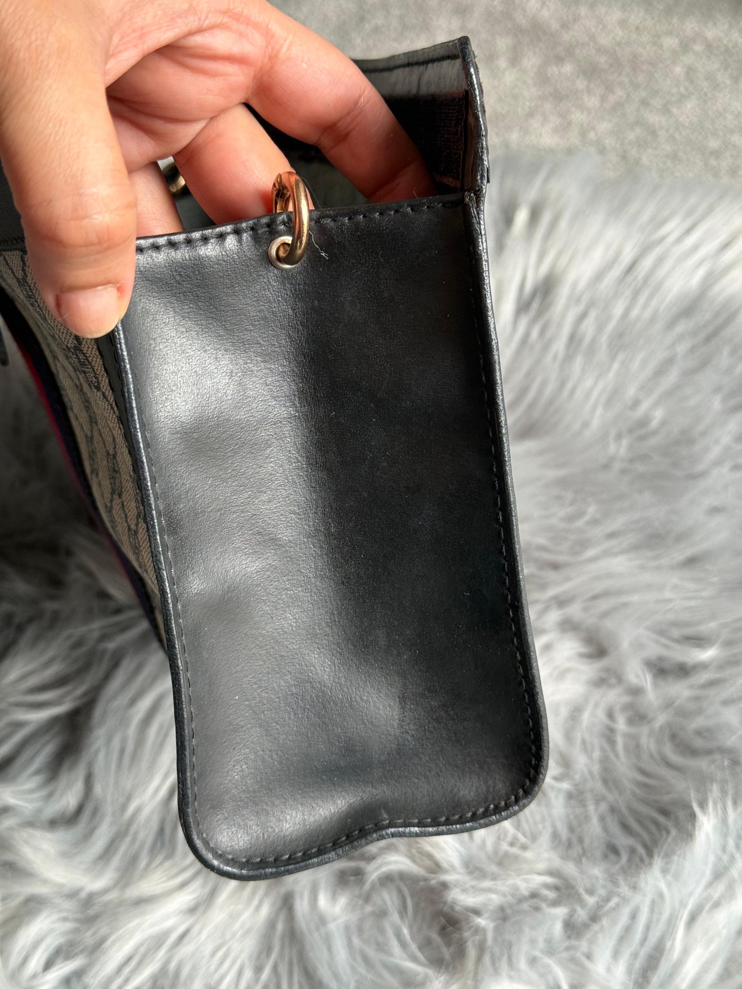 Authentic vintage Gucci crossbody bag