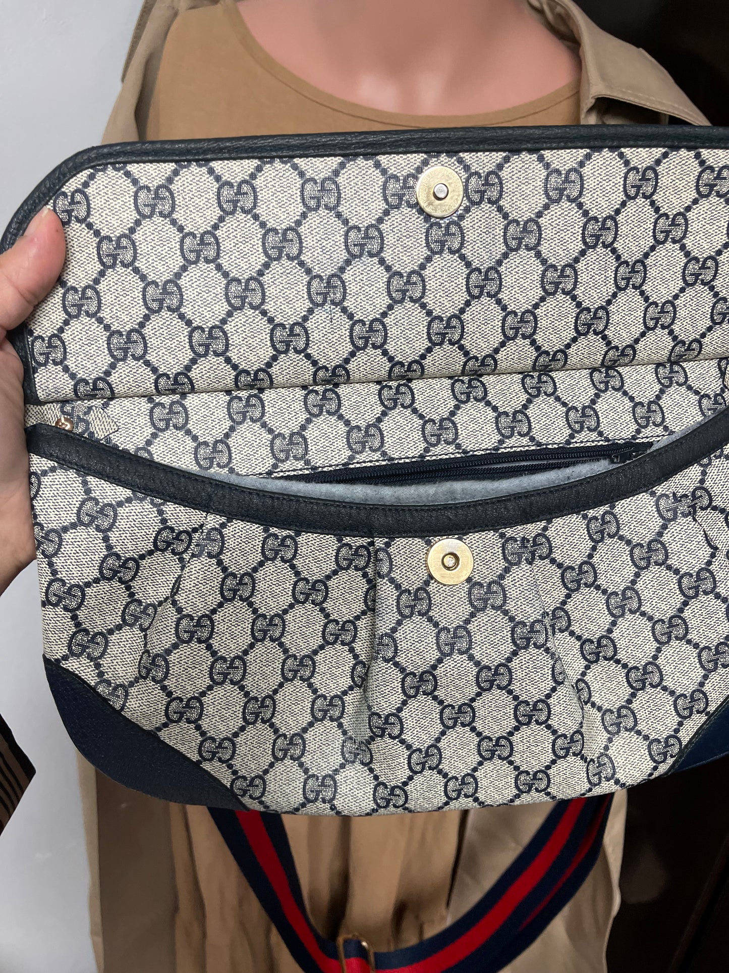 Authentic Gucci vintage GG canvas blue crossbody bag