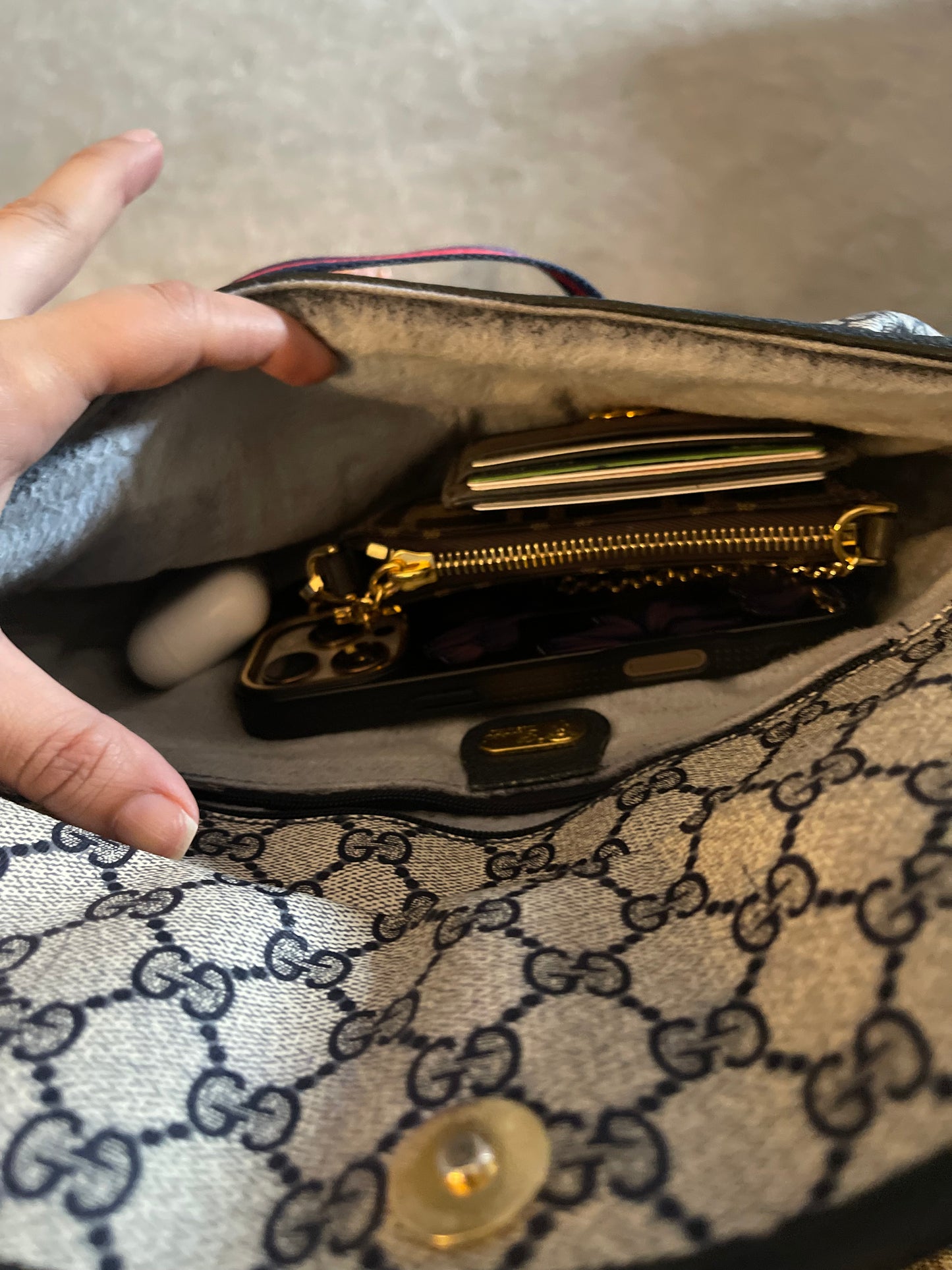 Authentic Gucci vintage GG canvas blue crossbody bag