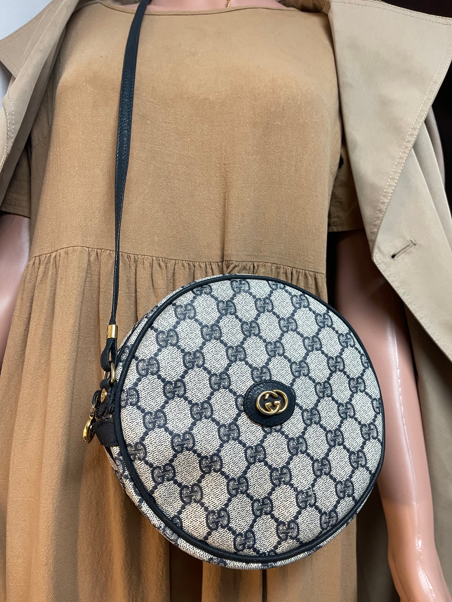 Authentic vintage Gucci crossbody bag