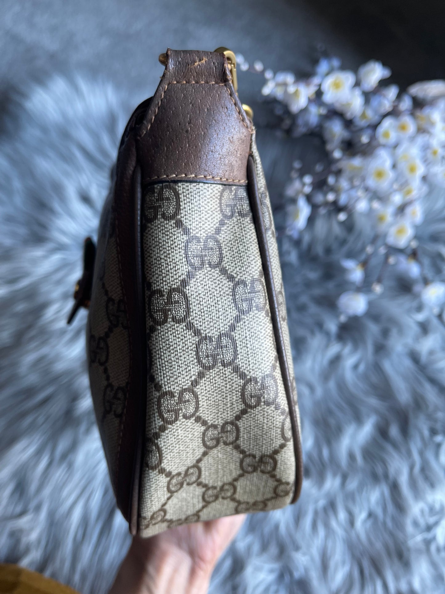 Authentic Gucci vintage crossbody bag