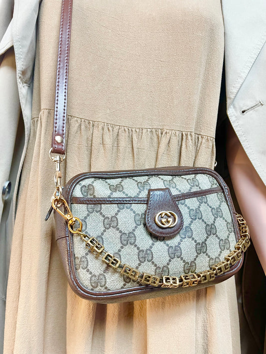 Authentic Gucci vintage GG canvas crossbody bag