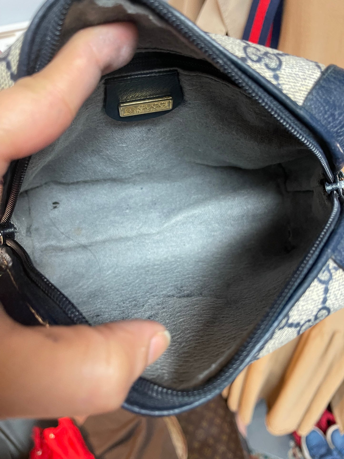 Authentic Gucci vintage crossbody bag