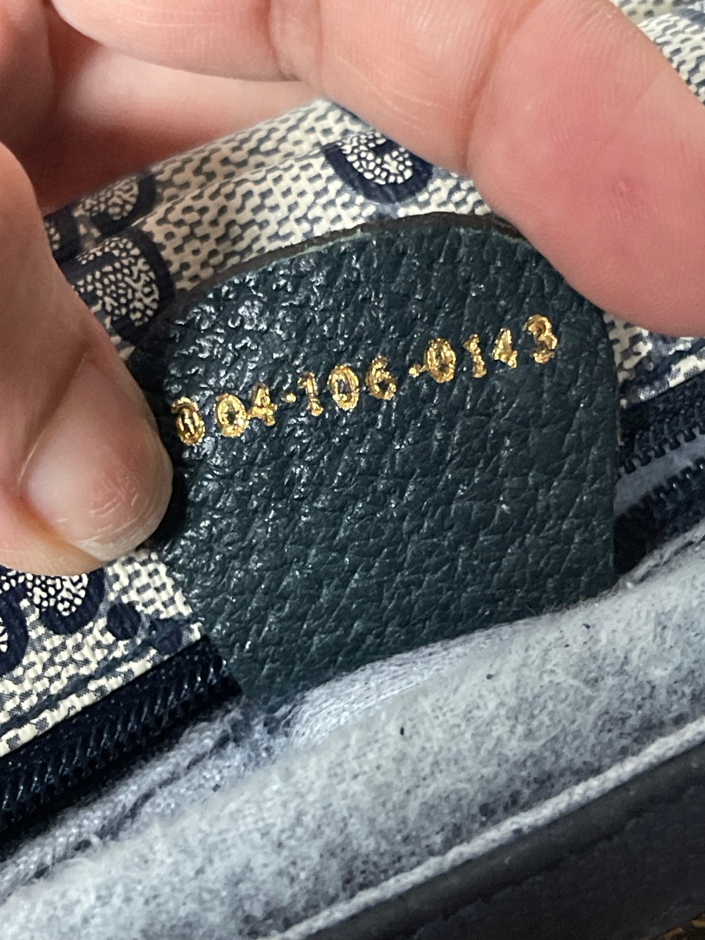 Authentic Gucci vintage GG canvas blue crossbody bag