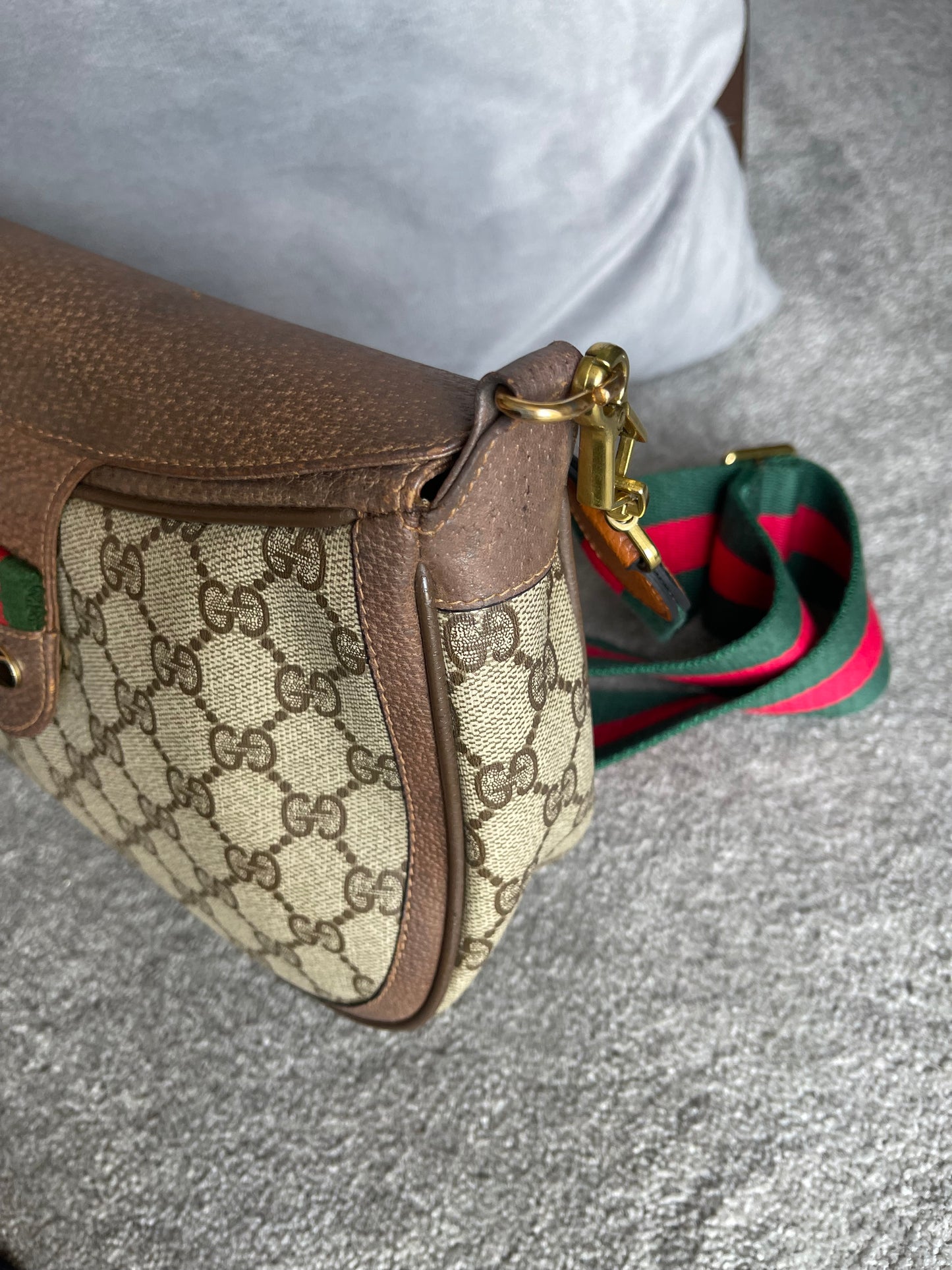 Authentic Gucci GG canvas crossbody