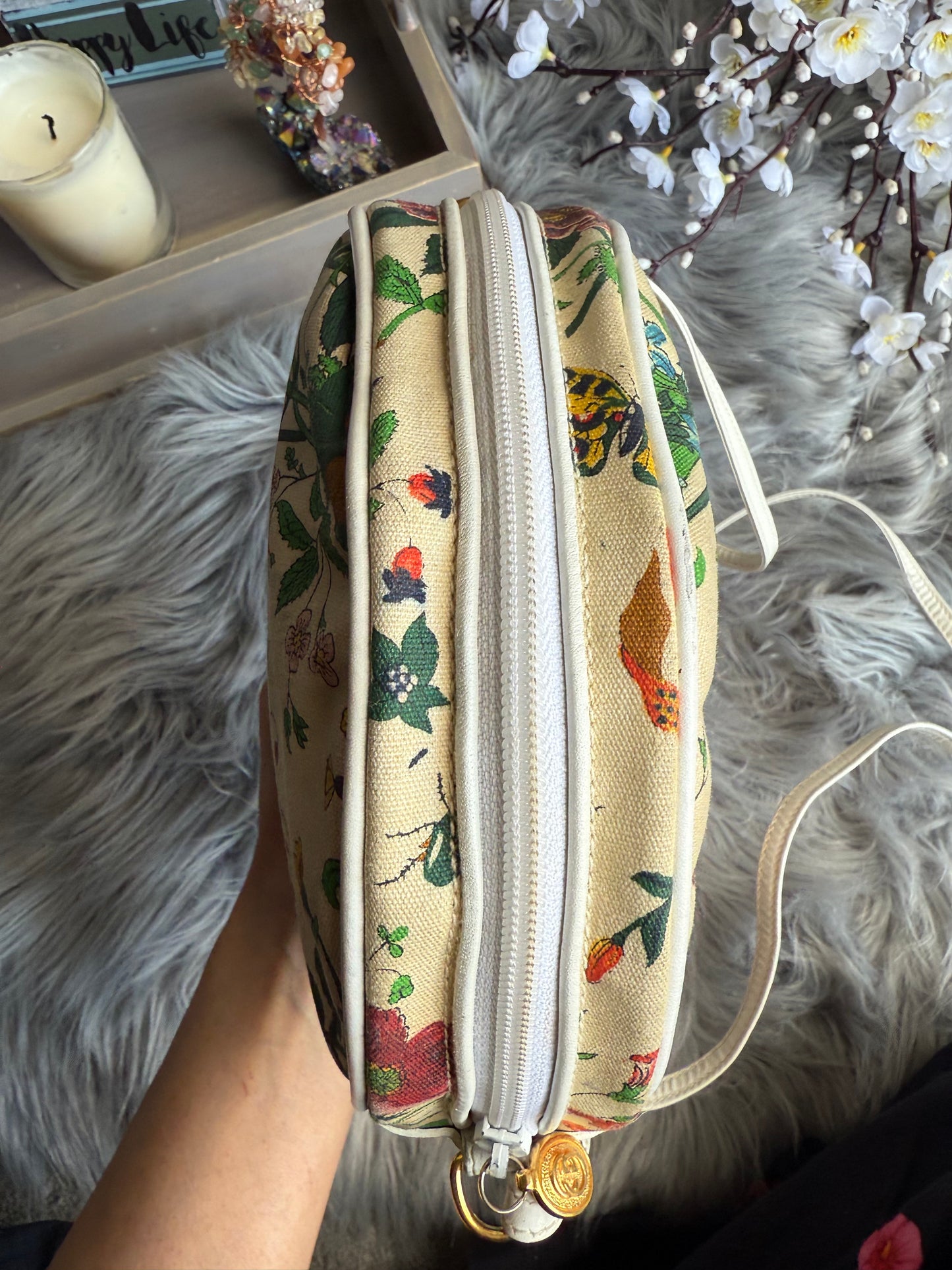 Authentic Gucci vintage crossbody bad