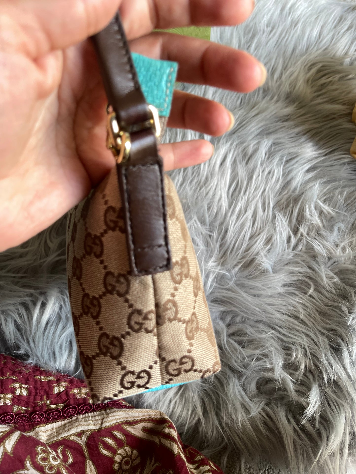 Authentic vintage Gucci shoulder bag