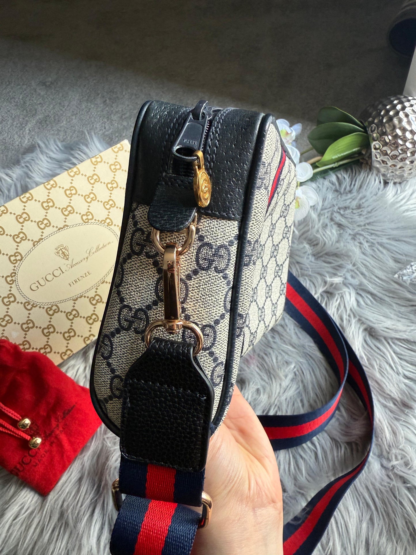 Authentic Gucci vintage web sherry line crossbody bag