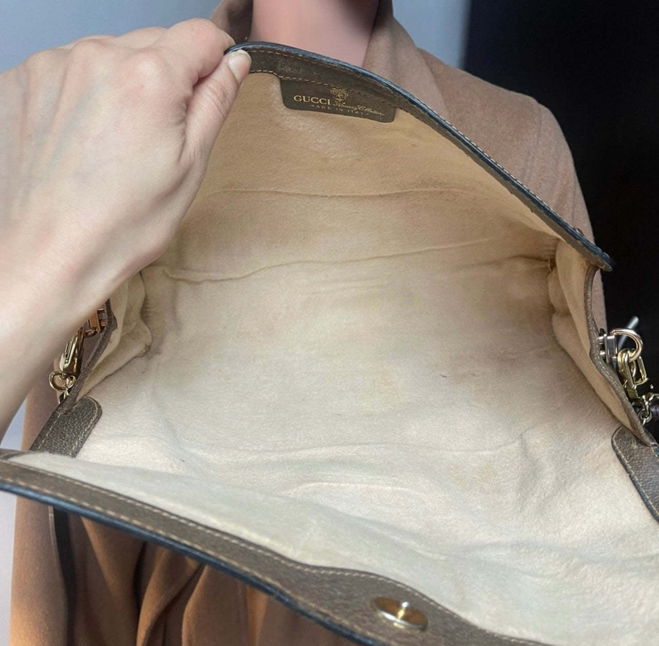 Authentic Gucci vintage crossbody bag