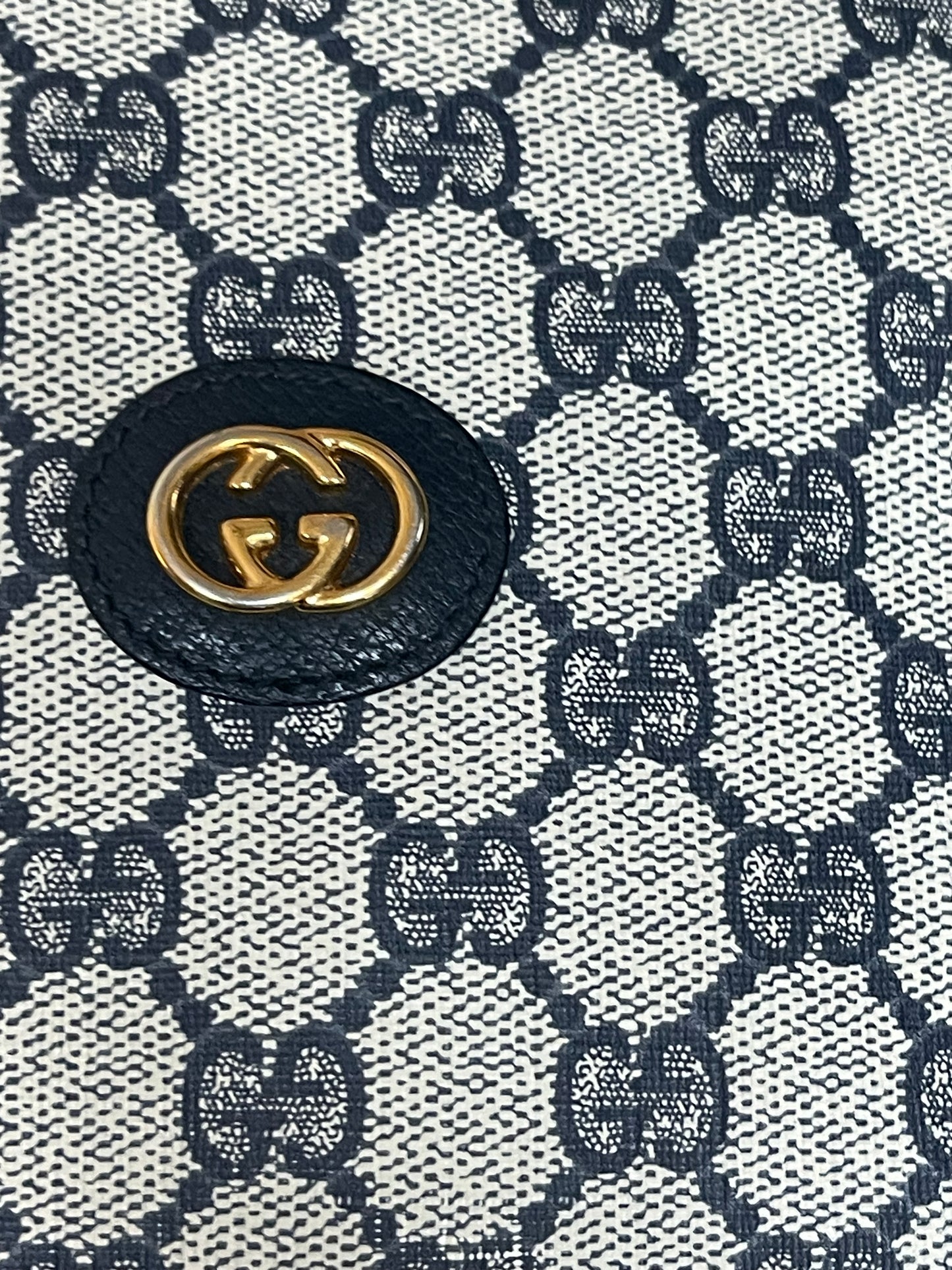 Authentic vintage Gucci crossbody bag