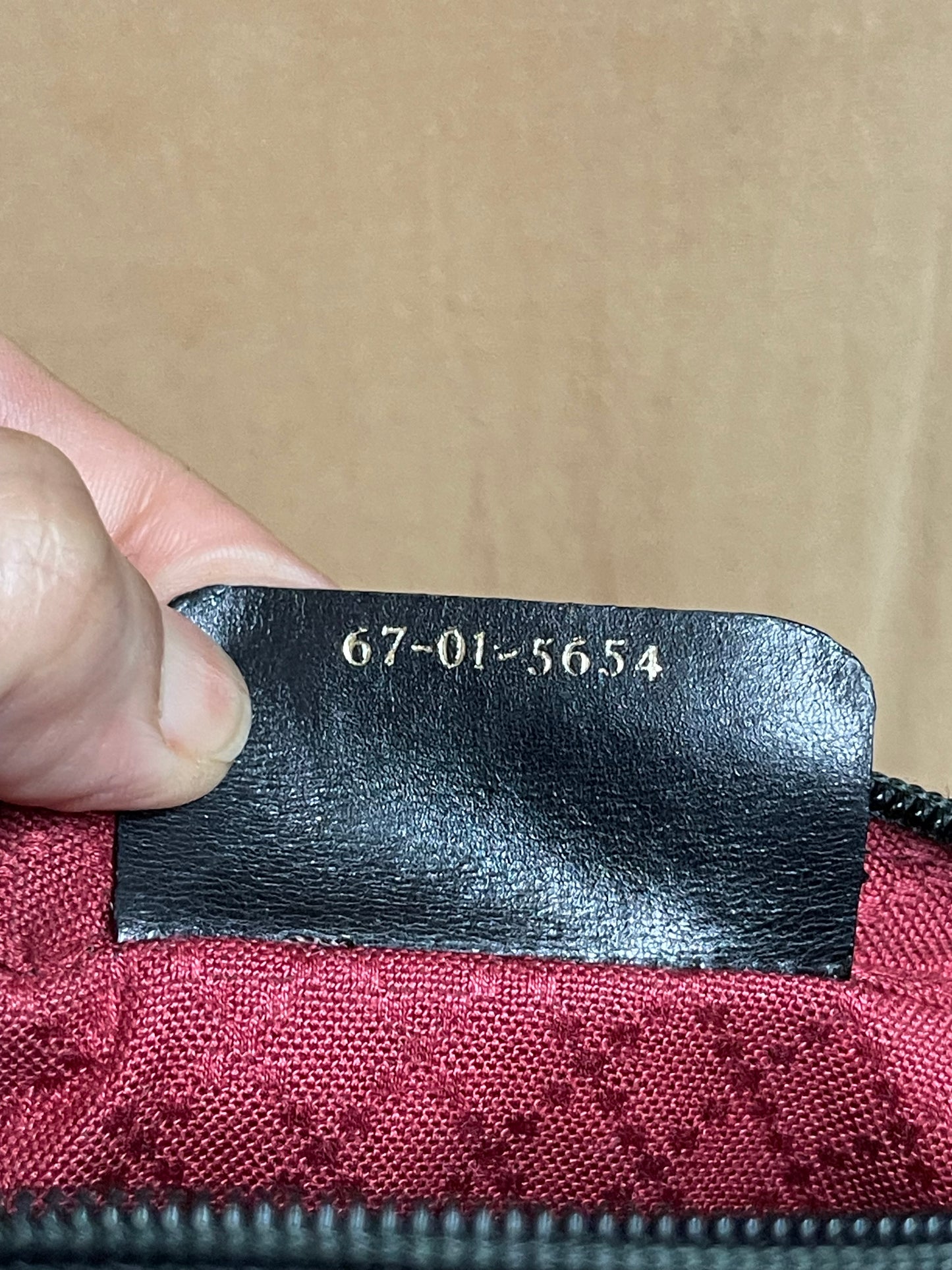 Authentic Gucci vintage crossbody bag