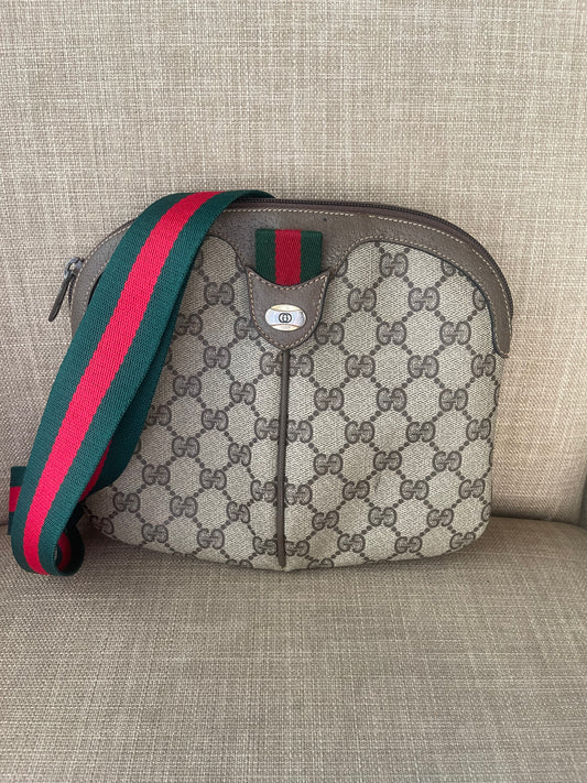 Authentic Gucci vintage crossbody bag