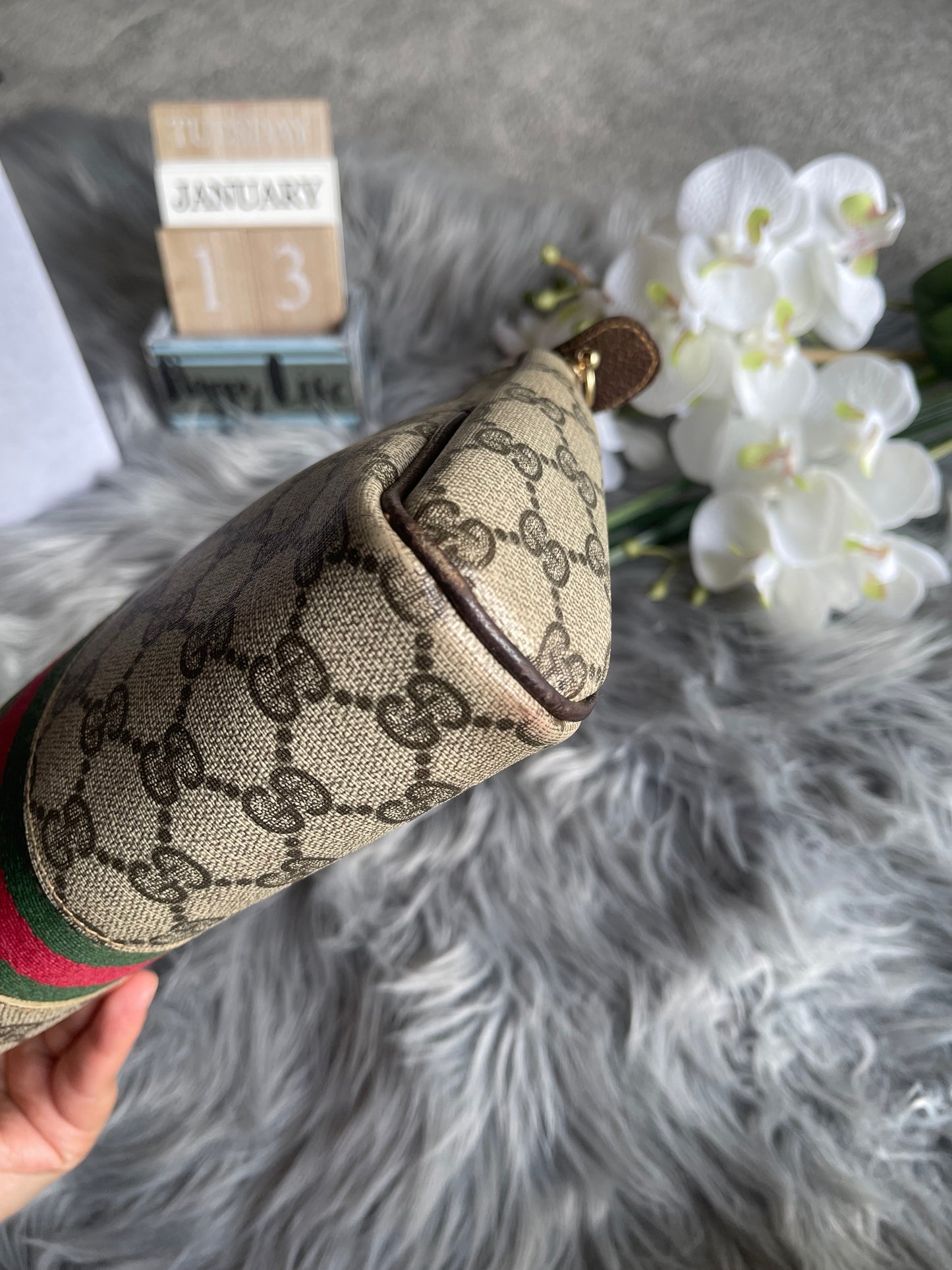 Authentic Gucci vintage web sherry line crossbody