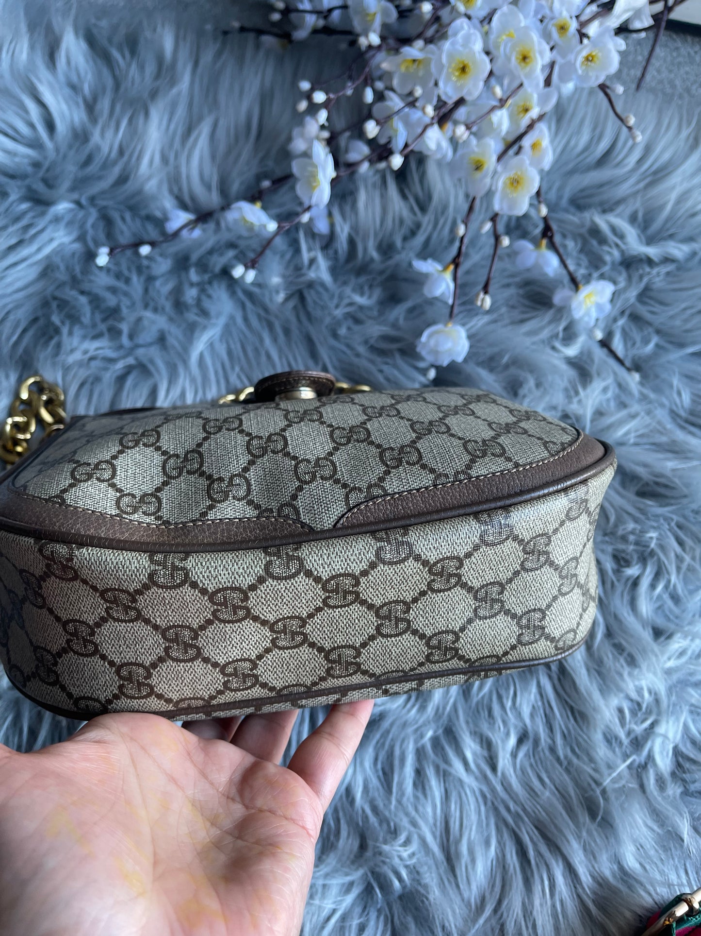 Authentic Gucci vintage crossbody bag