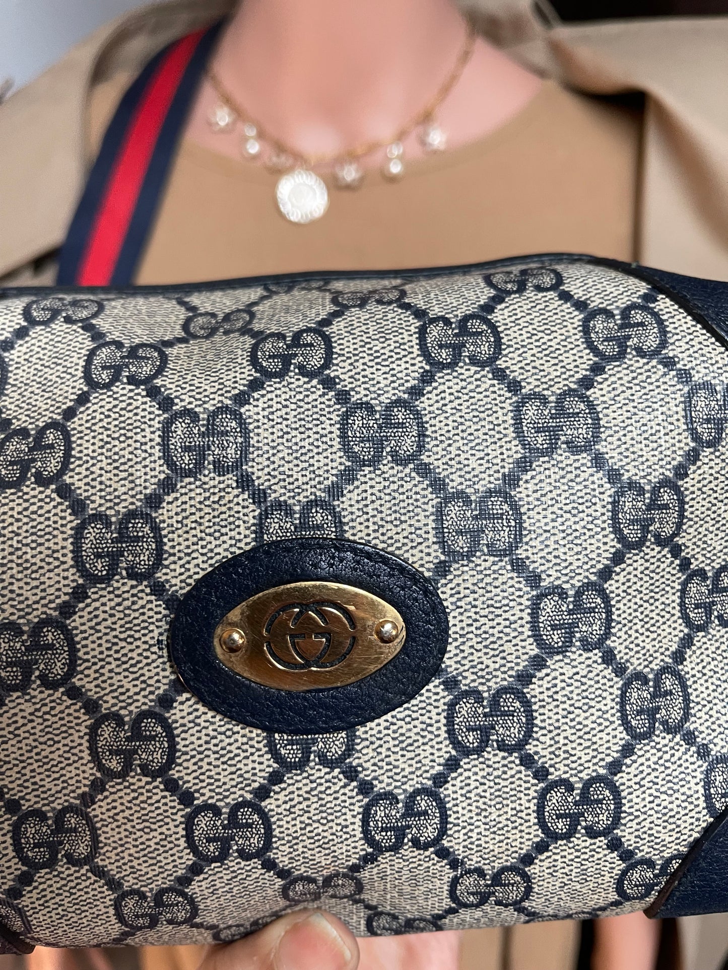 Authentic Gucci vintage crossbody bag