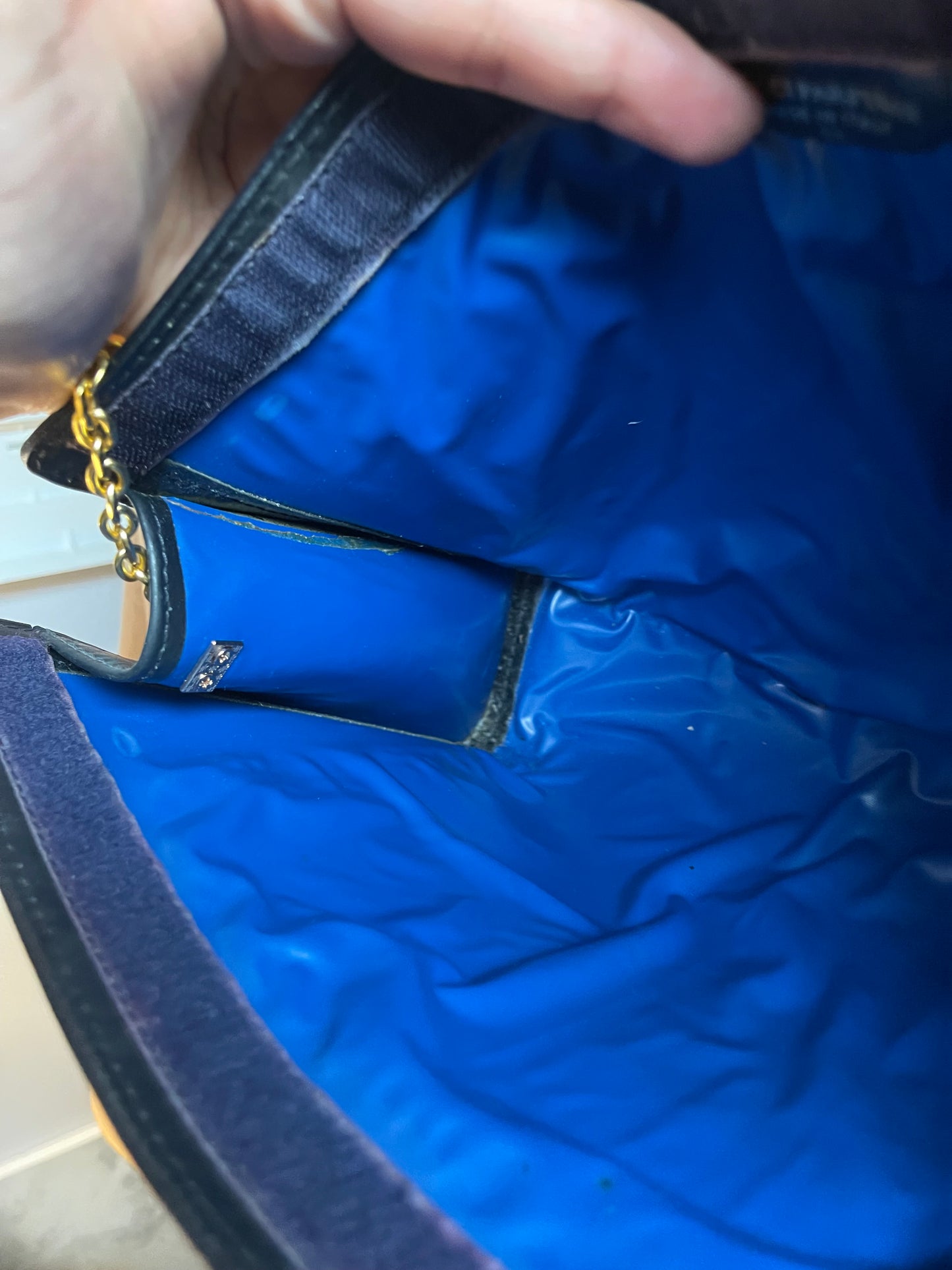 Authentic Gucci vintage web sherry line crossbody