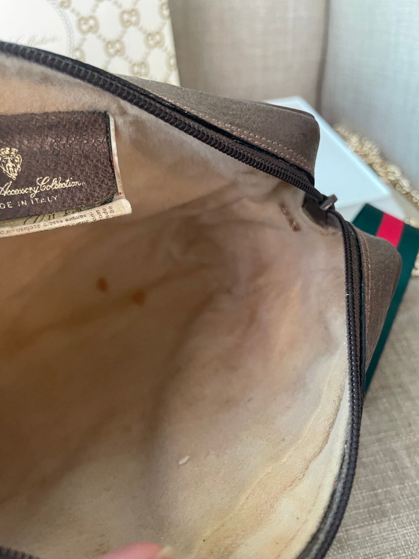 Authentic Gucci vintage web sherry line crossbody