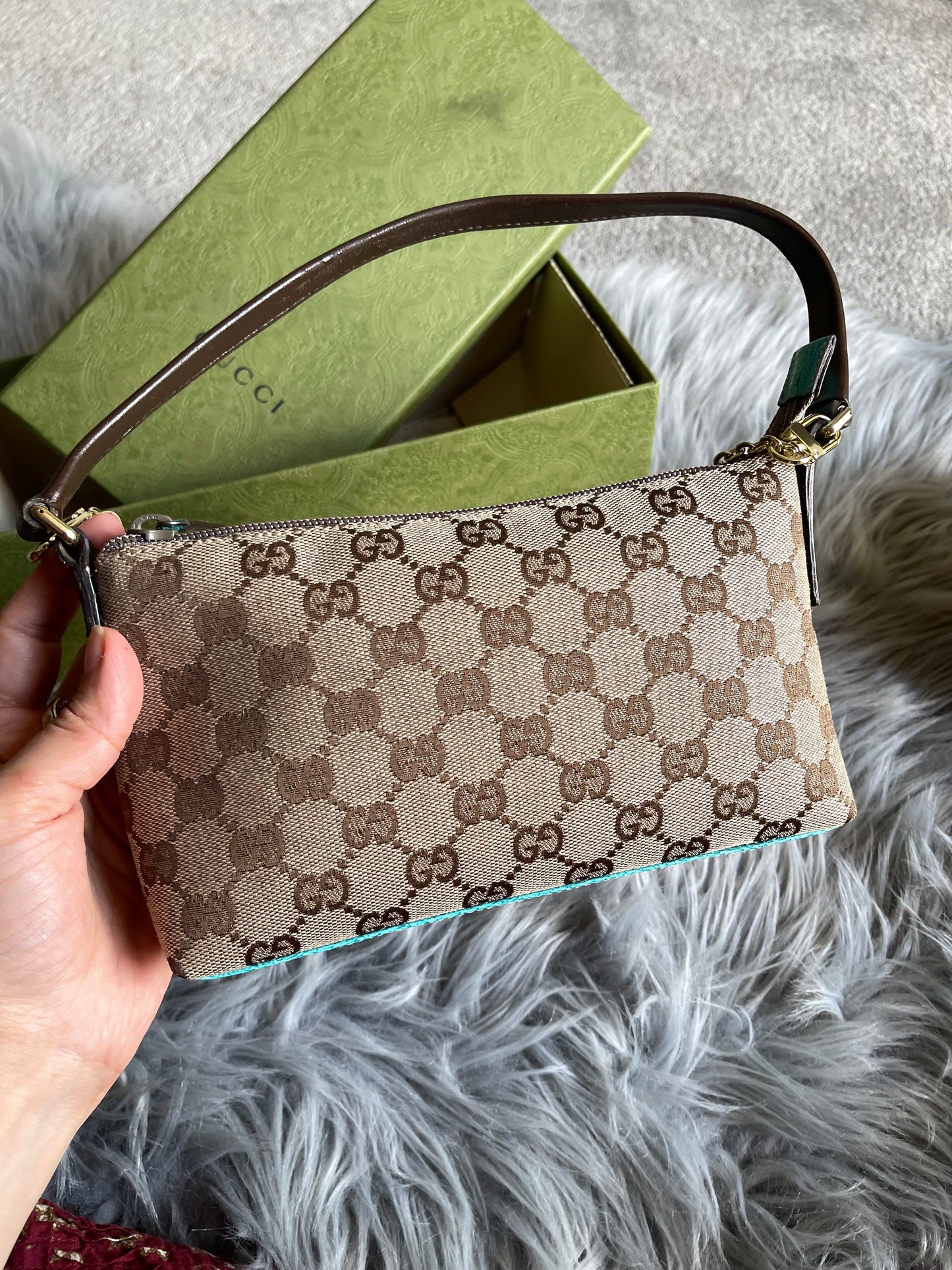 Authentic vintage Gucci shoulder bag