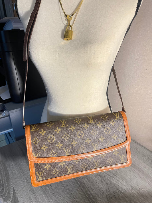 Authentic Louis Vuitton vintage dame clutch bag