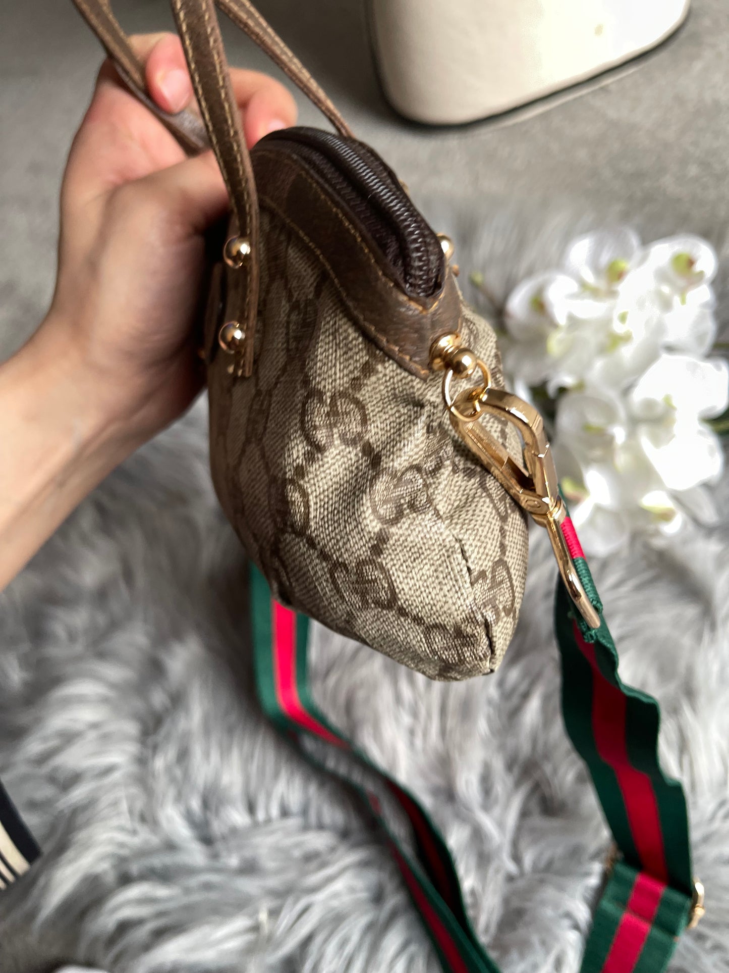 Authentic Gucci vintage GG canvas crossbody bag